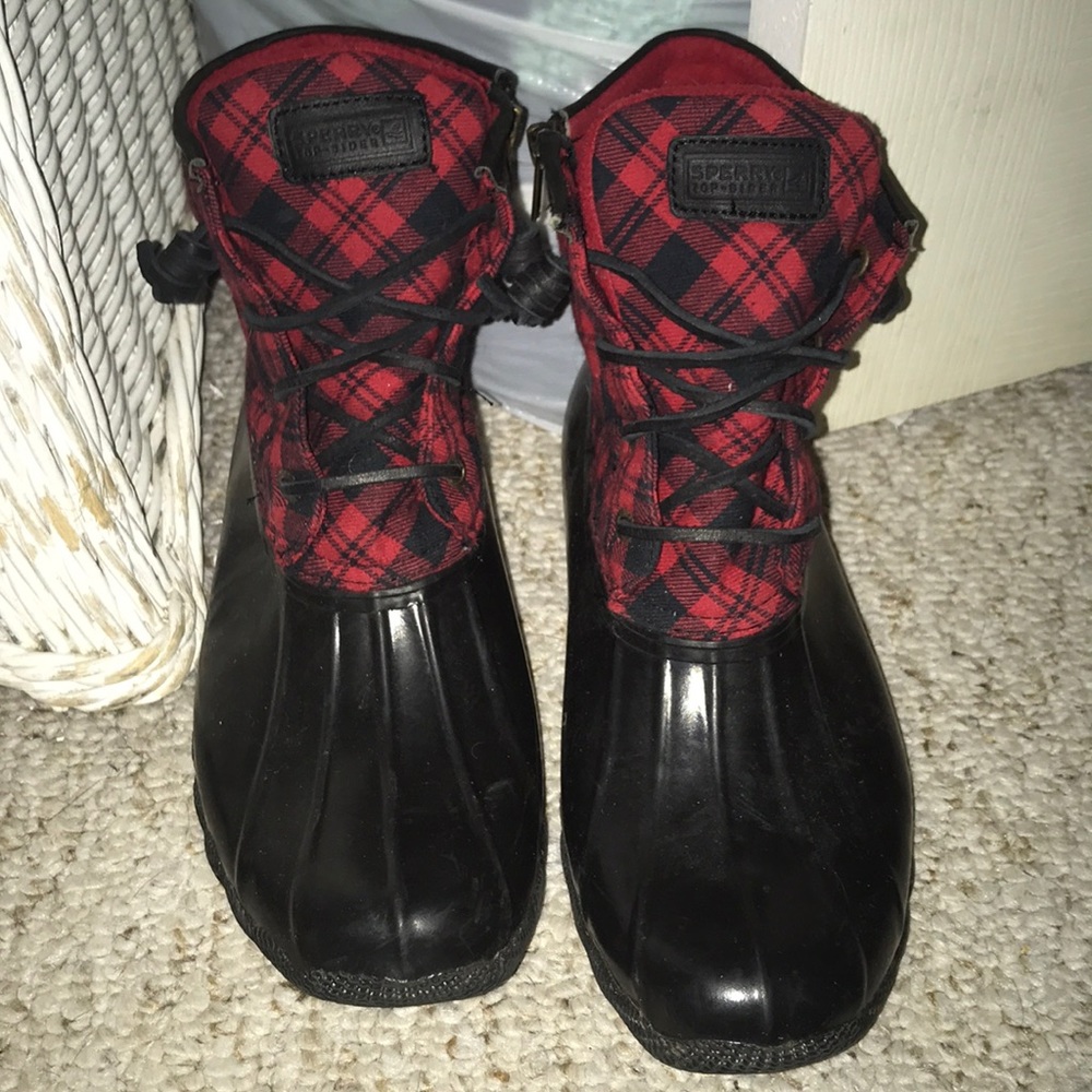 SPERRY Plaid Duck Boots!!!